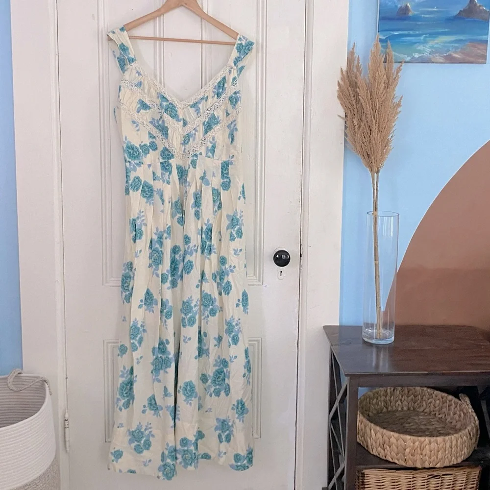 Free People | Pleated Blue Floral Dress - Picture 2 of 7